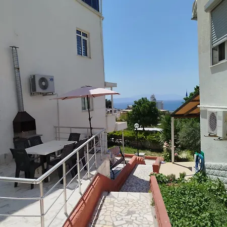 Full Deniz Manzarali Villa